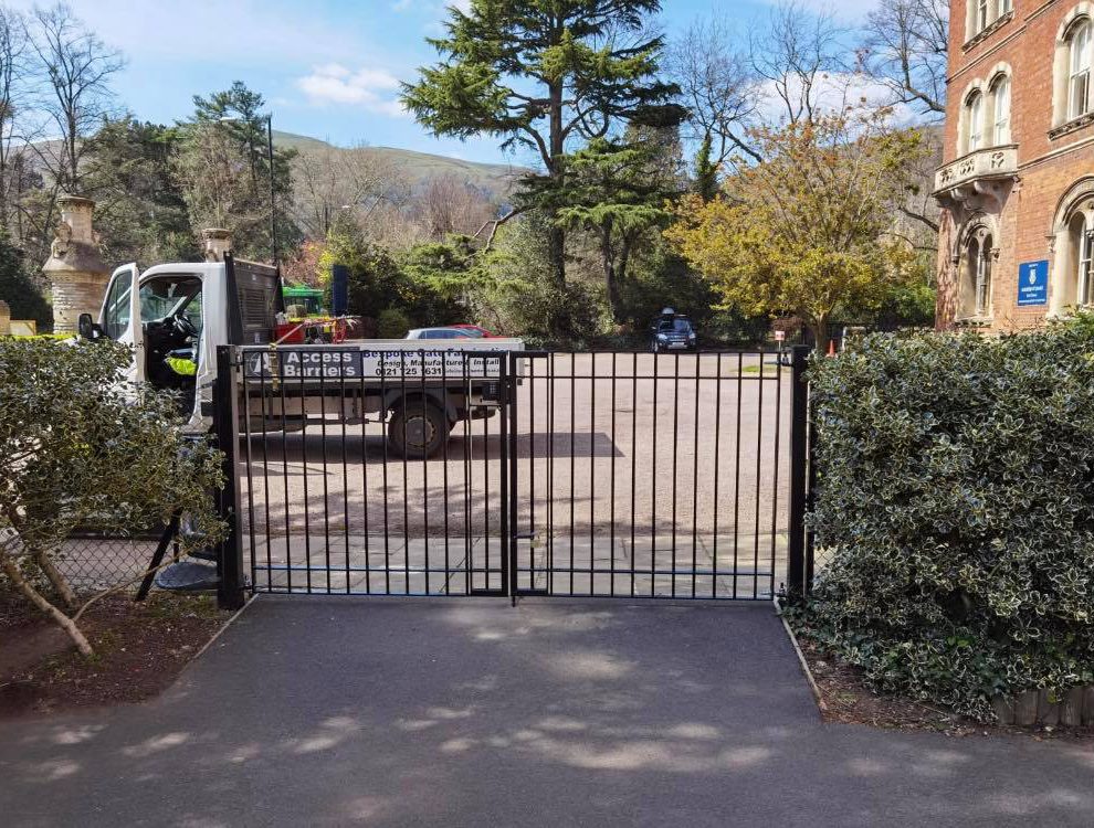 pedestrian-gates